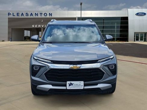 Used 2024 Chevrolet TrailBlazer LT FWD image 8
