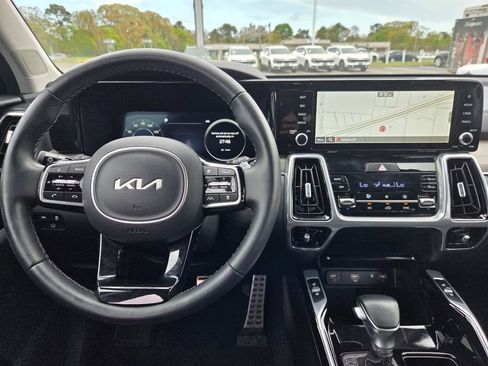 Used 2023 Kia Sorento SX Prestige AWD/4WD image 13