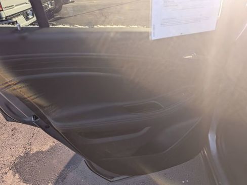 Used 2019 Buick Envision Essence image 10