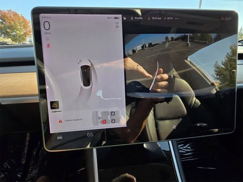 Used 2020 Tesla Model 3 Long Range image 19