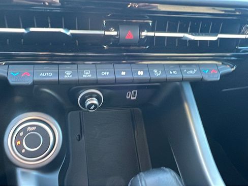 Used 2024 Alfa Romeo Tonale Sprint image 32