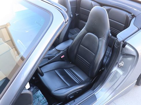 Used 2002 Porsche 911 Carrera image 33