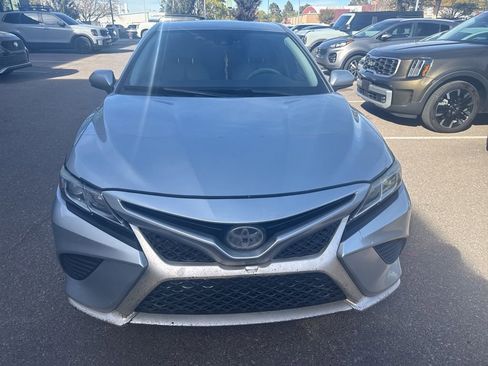 Used 2018 Toyota Camry L image 3