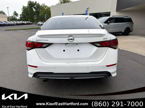 Used 2023 Nissan Sentra SR w/ SR Premium Package FWD image 9
