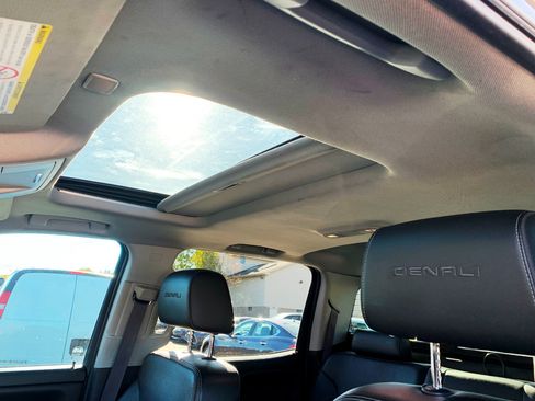 Used 2017 GMC Sierra 2500 Denali image 15