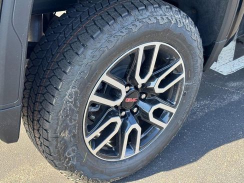 New 2026 GMC Sierra 1500 AT4 w/ AT4 Premium Package image 5