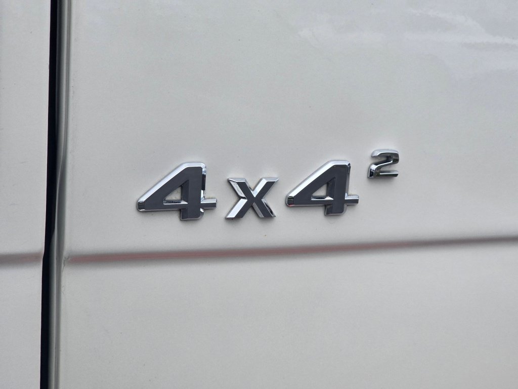 Used 2018 Mercedes-Benz G 550 Squared image 39