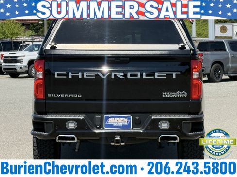 Used 2020 Chevrolet Silverado 1500 High Country w/ Technology Package AWD/4WD image 4