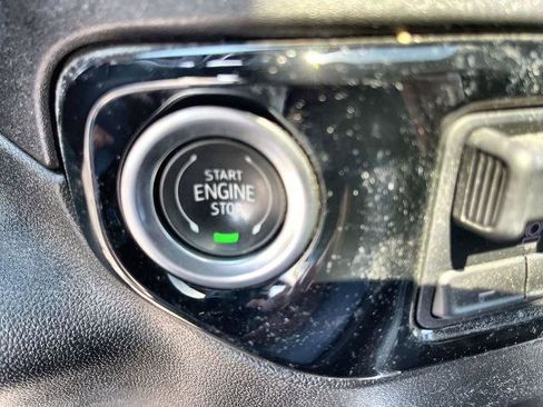 Used 2024 Chevrolet Silverado 1500 High Country w/ High Country Premium Package AWD/4WD image 17