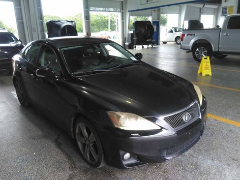 Used 2012 Lexus IS 350 w/ Premium Pkg Value Edition RWD image 2
