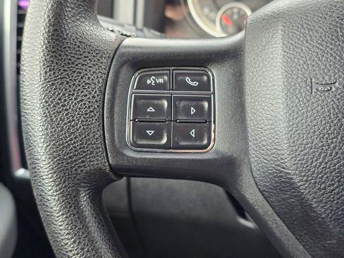 Used 2017 RAM 1500 Classic SLT image 25