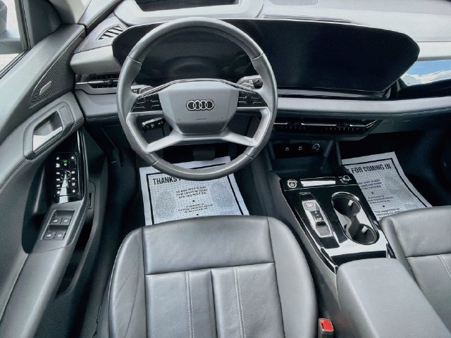 Certified 2025 Audi Q6 e-tron Premium Plus w/ Premium Plus AWD/4WD image 16