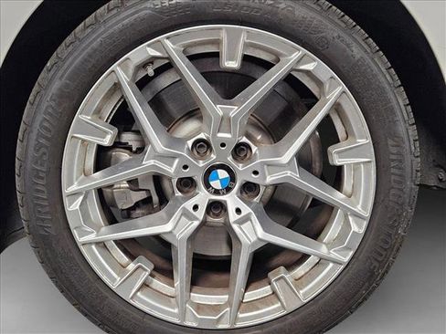 Certified 2025 BMW 330i Sedan w/ Convenience Package image 24