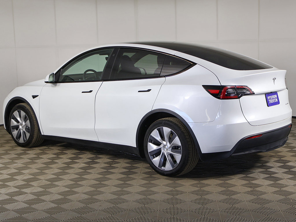 Used 2023 Tesla Model Y Long Range AWD/4WD image 11