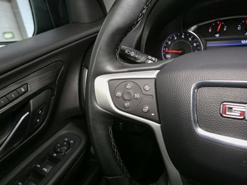 Used 2024 GMC Terrain SLT AWD/4WD image 29
