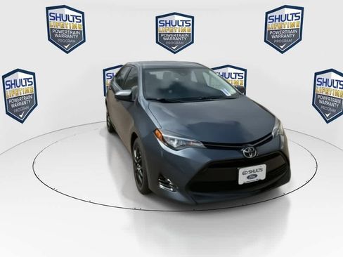 Used 2018 Toyota Corolla LE FWD image 3