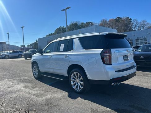 Used 2021 Chevrolet Tahoe Premier w/ Premium Package image 5