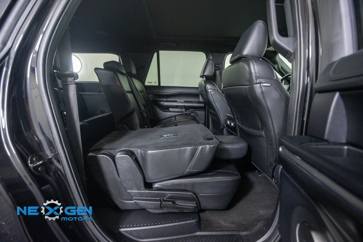 Used 2021 Ford Expedition Max XLT AWD/4WD image 44