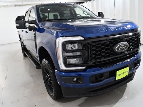 New 2026 Ford F350 Lariat w/ Black Appearance Package image 4