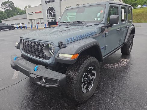 Certified 2025 Jeep Wrangler Unlimited Rubicon 4xe AWD/4WD image 8