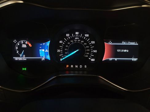 Used 2017 Ford Fusion SE w/ Equipment Group 201A FWD image 23