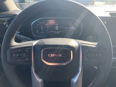 New 2025 GMC Sierra 1500 Elevation image 20