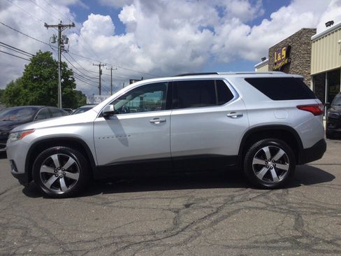 Used 2018 Chevrolet Traverse LT AWD/4WD image 11