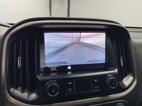 Used 2020 Chevrolet Colorado Z71 AWD/4WD image 29