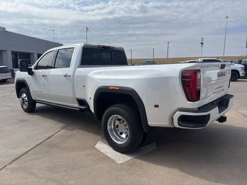 Used 2025 GMC Sierra 3500 Denali w/ Denali Reserve Package image 4