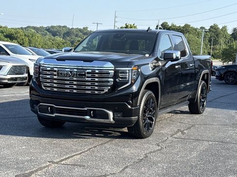 New 2026 GMC Sierra 1500 Denali w/ Denali Reserve Package AWD/4WD image 13