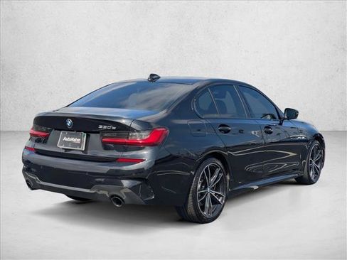 Used 2021 BMW 330e w/ M Sport Package RWD image 5