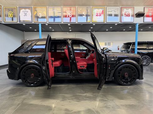 Used 2026 Rolls-Royce Cullinan image 15