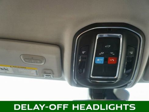 Used 2023 Jeep Grand Cherokee Limited w/ Luxury Tech Group II image 31