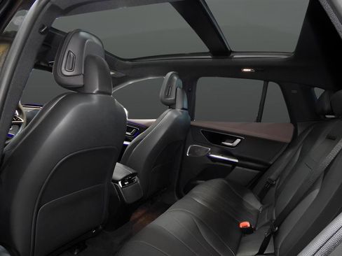 Used 2020 Mercedes-Benz C 300 C 300 w/ AMG Line image 51