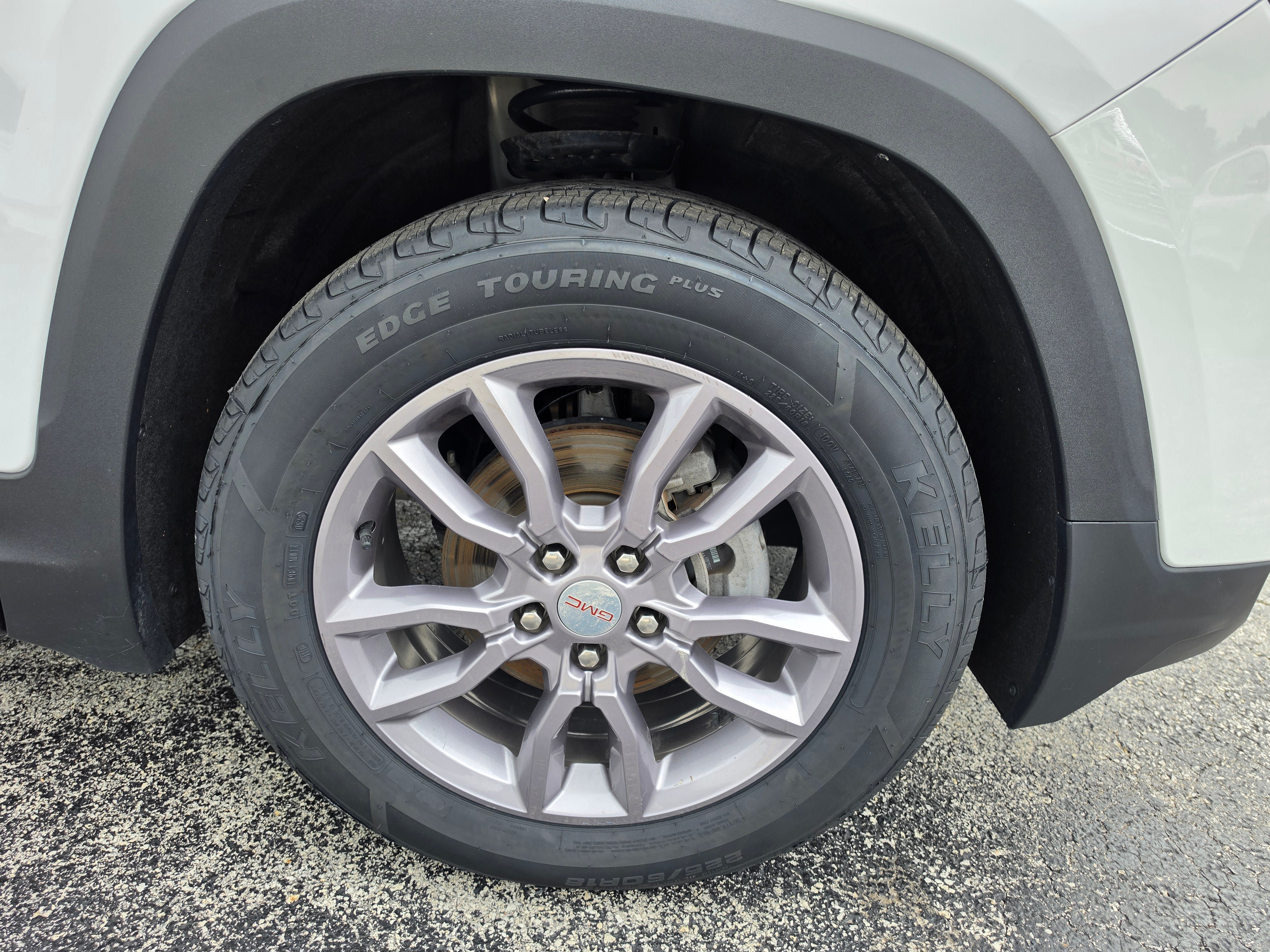 Used 2024 GMC Terrain SLT FWD image 14