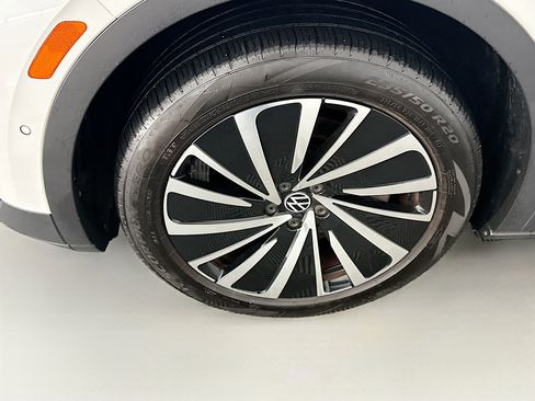 Used 2023 Volkswagen ID.4 Pro S Plus AWD/4WD image 11