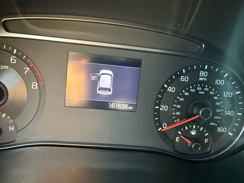 Used 2022 Kia Soul LX w/ Technology Package image 11