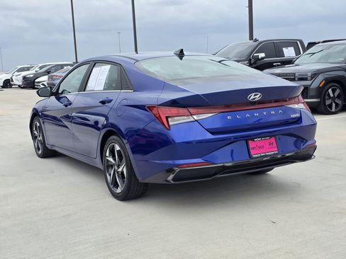 Certified 2023 Hyundai Elantra Limited FWD image 7