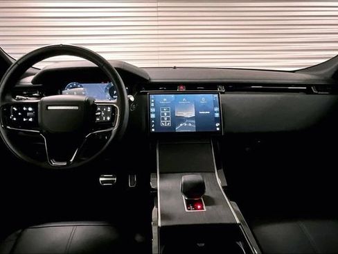 Certified 2026 Land Rover Range Rover Velar Dynamic SE AWD/4WD image 18