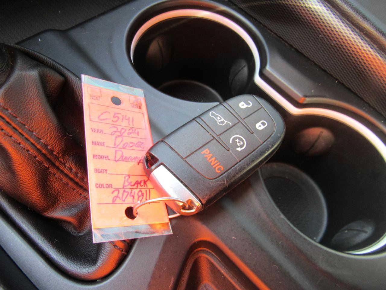 Used 2024 Dodge Durango GT AWD/4WD image 14