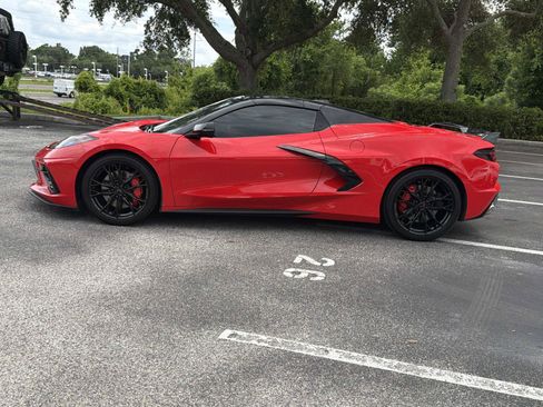 Used 2023 Chevrolet Corvette Stingray Premium Conv w/ Z51 Performance Package RWD image 7