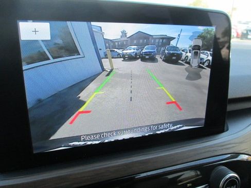 Used 2020 Ford Escape Titanium AWD/4WD image 18