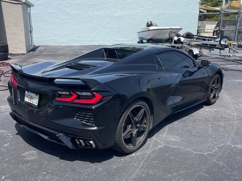Used 2021 Chevrolet Corvette Stingray Premium Conv w/ Z51 Performance Package RWD image 4