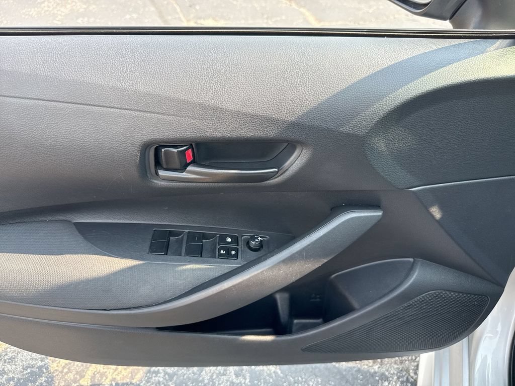 Used 2024 Toyota Corolla LE FWD image 22