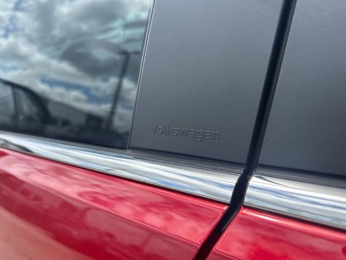 Certified 2024 Volkswagen Atlas Cross Sport SEL image 28