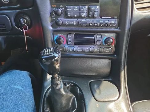 Used 2003 Chevrolet Corvette Z06 w/ Memory Package, 3 Drivers RWD image 13