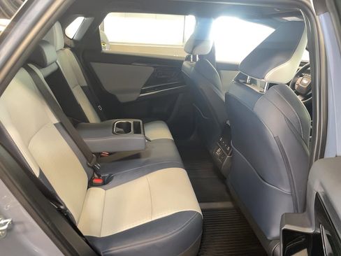 Used 2023 Toyota bZ4X AWD image 22