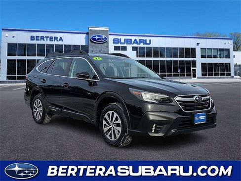 Used 2021 Subaru Outback Premium image 1