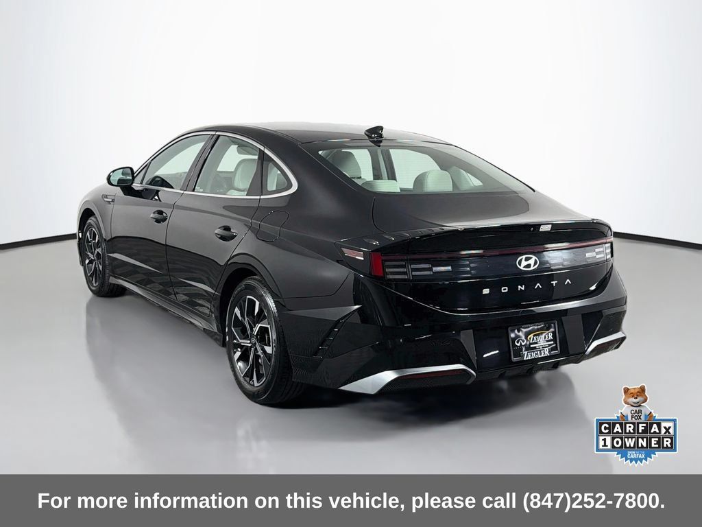 Used 2025 Hyundai Sonata SEL FWD image 5