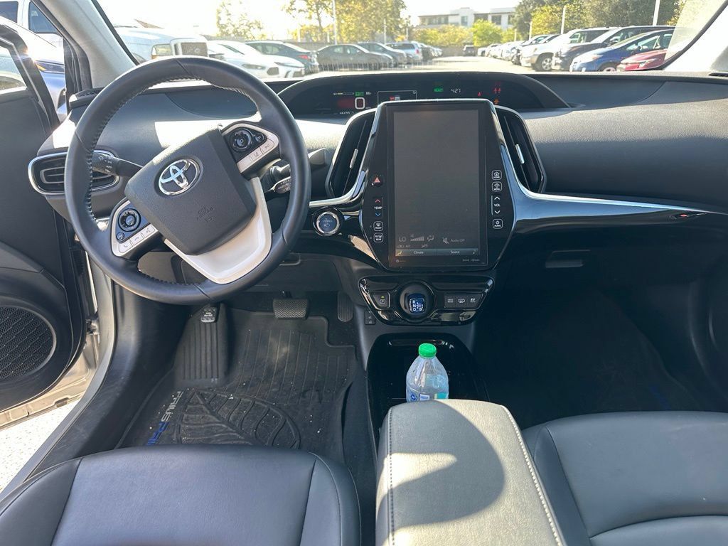 Used 2019 Toyota Prius Prime Premium FWD image 8